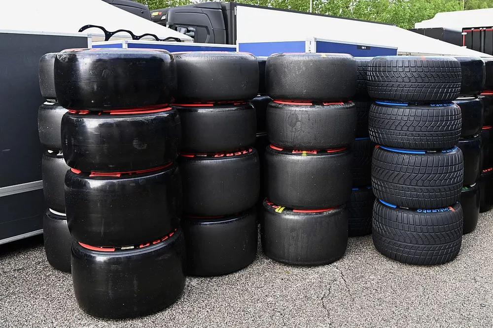 Pirelli tyres