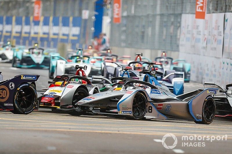 Edoardo Mortara, Venturi Formula E, Venturi VFE05  y Lucas Di Grassi, Audi Sport ABT Schaeffler, Audi e-tron FE05