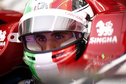 Giovinazzi: "L'Alfa migliora ogni giorno, ma non abbiamo ancora provato la qualifica"