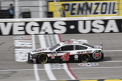 Kevin Harvick dominates first stage at Las Vegas