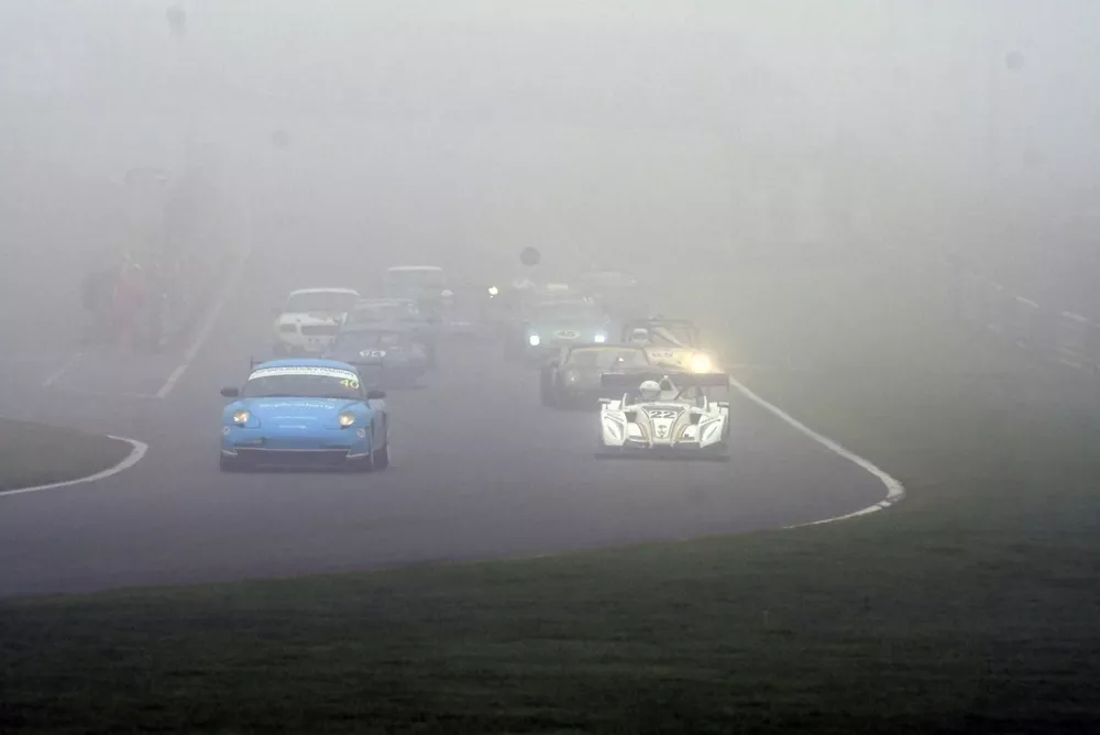 auto sports car start