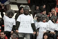 Hamilton lembra de epis&oacute;dios de racismo em in&iacute;cio na F1: "Tinha realizado um sonho, mas n&atilde;o era feliz"