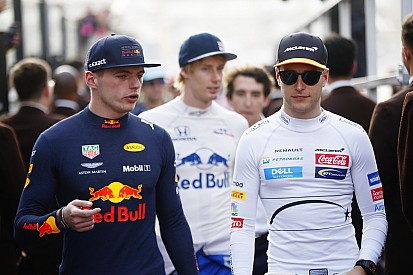 Video: Wat Verstappen kan leren van zijn eerste Formule 1-taakstraf