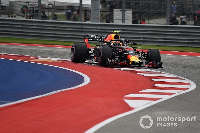 Newey stelt 'glibberige' kerbs voor, FIA niet enthousiast