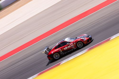 Porsche Cup: Leite e Carbone lideram TL2 da Sprint Challenge em Portimão