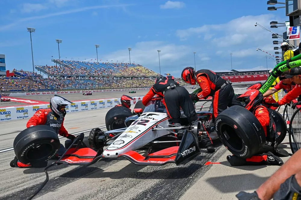 Will Power, Team Penske Chevrolet pit stop