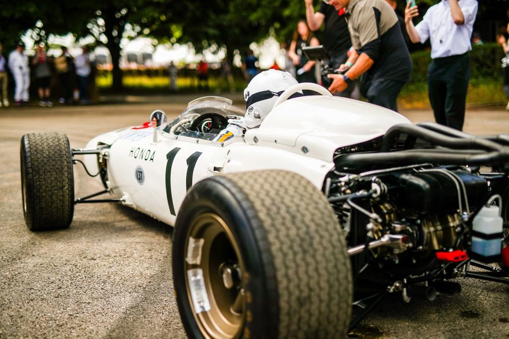 Yuki Tsunoda, Honda RA272 F1
