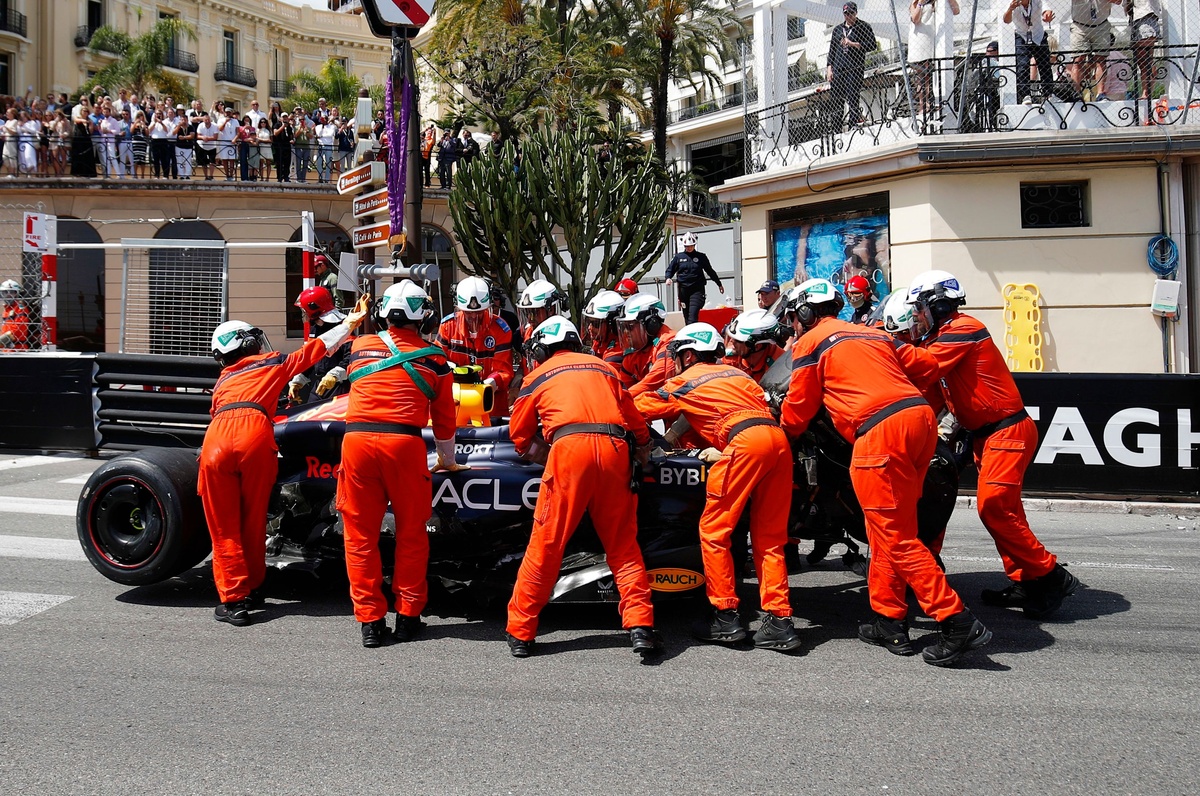 F1 relies on thousands of volunteers — here’s how many