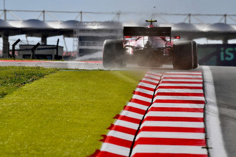 Carlos Sainz Jr., Ferrari SF21