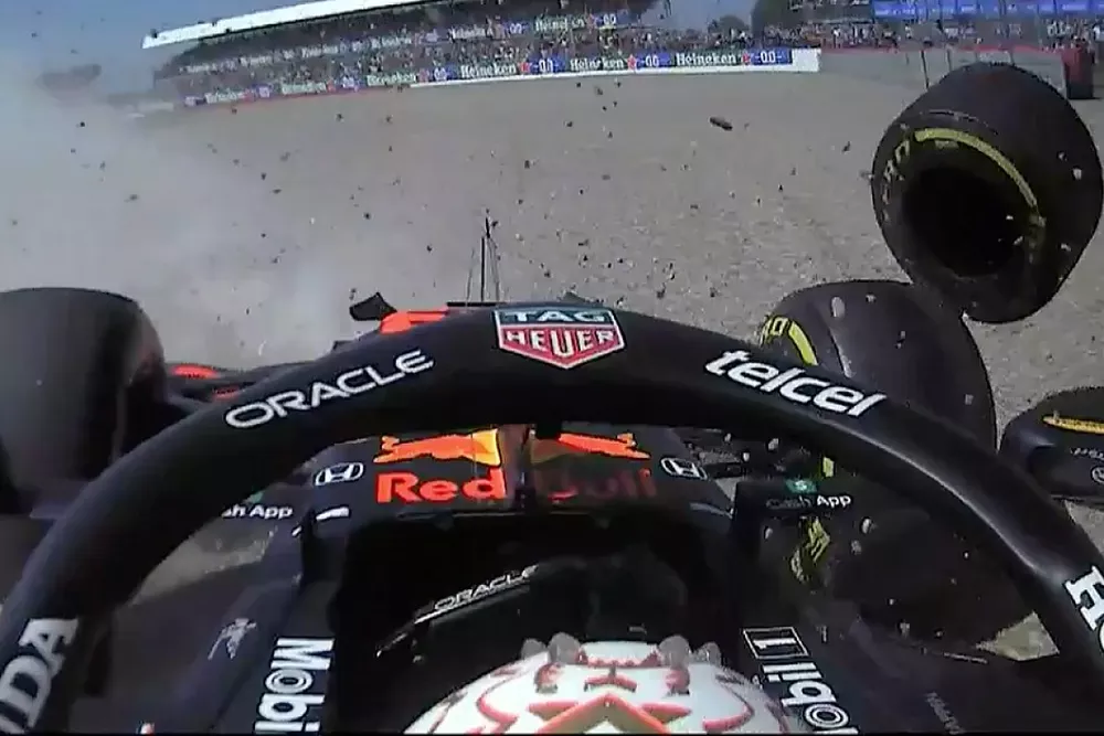Accidente de Max Verstappen en Silverstone