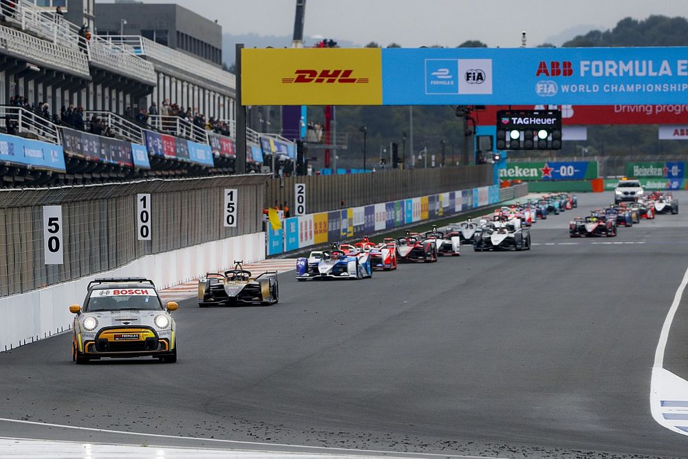 Safety Car Antonio Felix Da Costa, DS Techeetah, DS E-Tense FE21, Maximilian Gunther, BMW i Andretti Motorsport, BMW iFE.21 