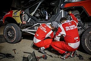S&eacute;bastien Loeb abandona el Dakar 2021