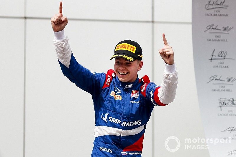 Robert Shwartzman, PREMA Racing on the podium