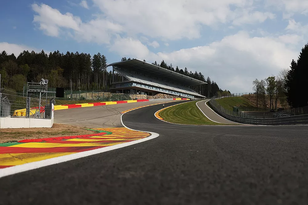 Eau Rouge and Raidillon overview 
