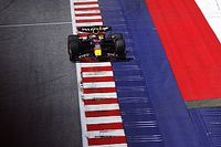 Los l&iacute;mites de pista quitan la "alegr&iacute;a" en Austria, dice Verstappen