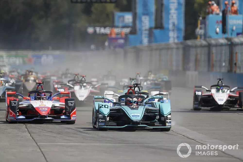 Mitch Evans, Jaguar Racing, Jaguar I-Type 4 Pascal Wehrlein, Mahindra Racing, M6Electro, Maximilian G&uuml;nther, BMW I Andretti Motorsports, BMW iFE.20 