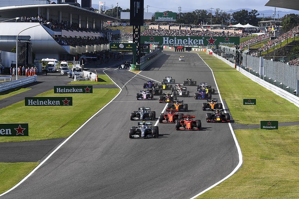 Valtteri Bottas, Mercedes AMG W10, Sebastian Vettel, Ferrari SF90Charles Leclerc, Ferrari SF90, Lewis Hamilton, Mercedes AMG F1 W10 y Max Verstappen, Red Bull Racing RB15 al inicio