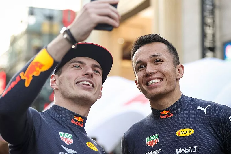 Max Verstappen et Alexander Albon, Red Bull Racing