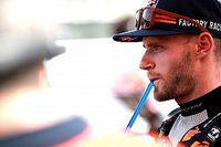 Binder tir&oacute; a Miller por ser "demasiado cerrado de mente"