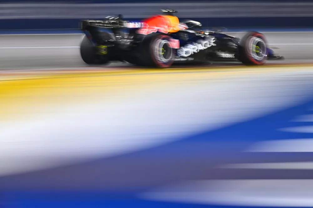 F1 COSMOS | Verstappen Clarifies Red Bull Contract Extension Amid RB22 ...