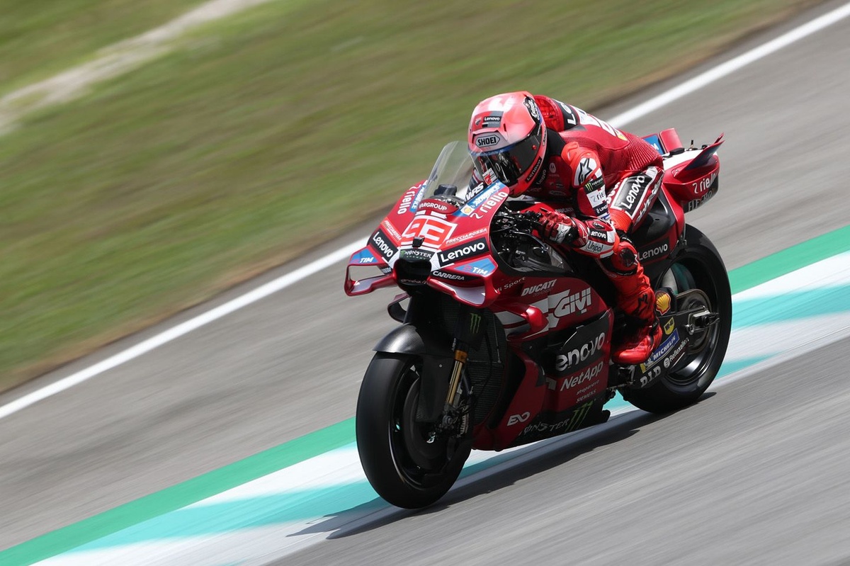 Márquez : "Il y a deux ou trois pilotes plus rapides que nous"