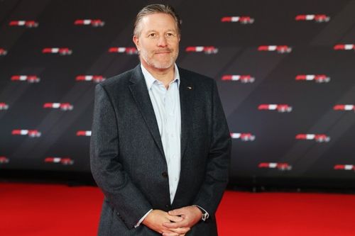 Zak Brown: F1 también debería empezar a comercializar los tests como es debido