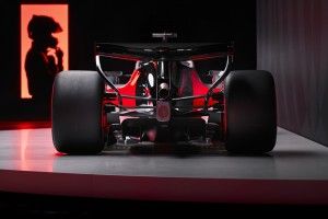 V&Iacute;DEO F1: Audi cumpre cronograma e liga motor de 2026 pela primeira vez