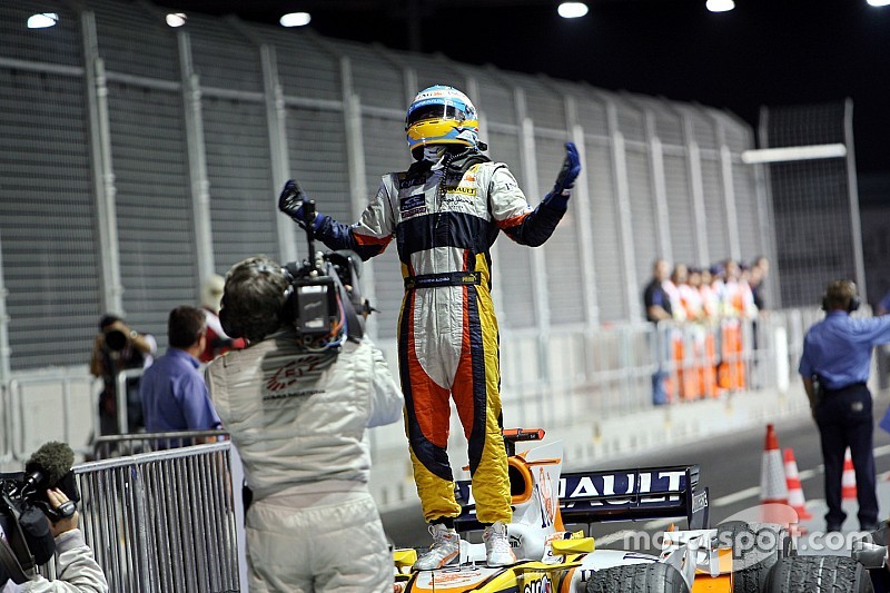 Singapur 2008: la noche, un escándalo, una venganza y un error de campeonato