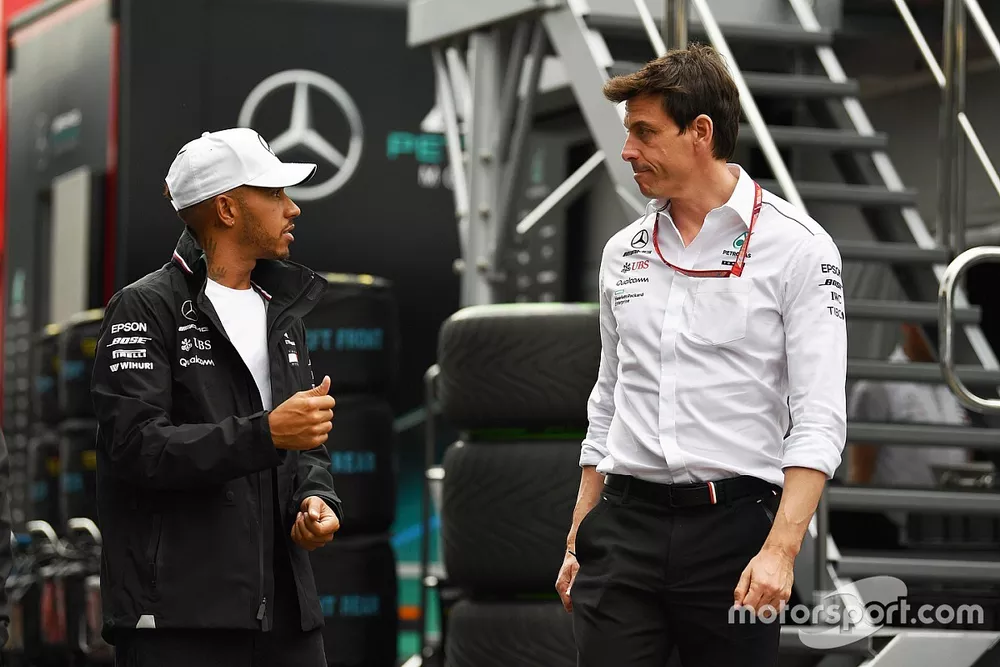 Lewis Hamilton, Mercedes-AMG F1 y Toto Wolff, Mercedes AMG F1 