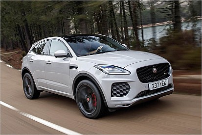 Безпілотники Jaguar Land Rover врятують від засинання