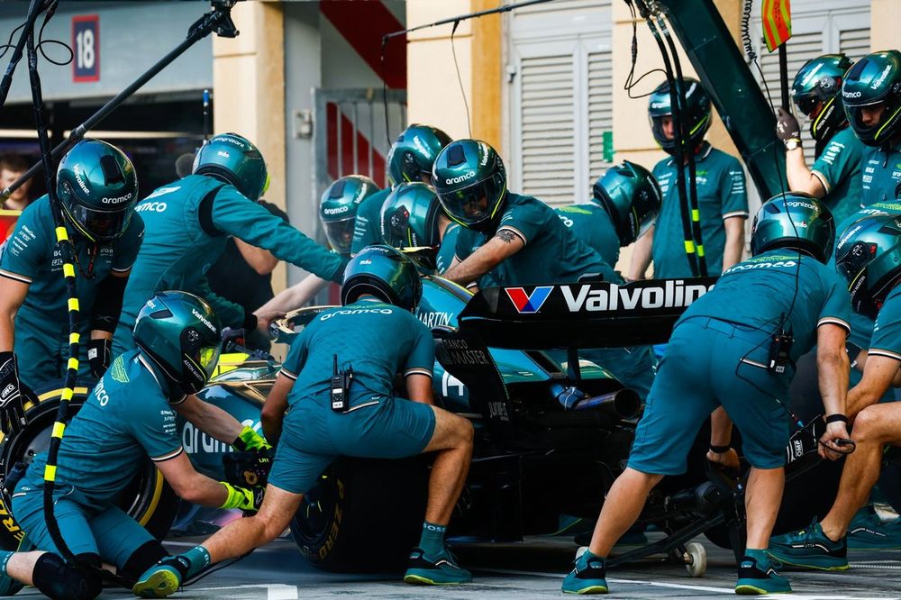 Fernando Alonso, Aston Martin AMR24