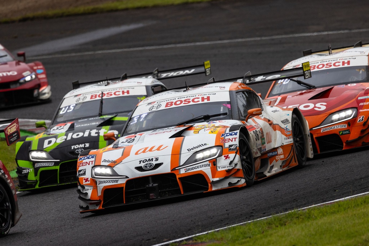 ウエイト82kgながら、一時はトップに……王者au TOM'S、僚機Deloitteと