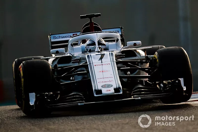 Kimi Raikkonen, Sauber C37   Joe Portlock 