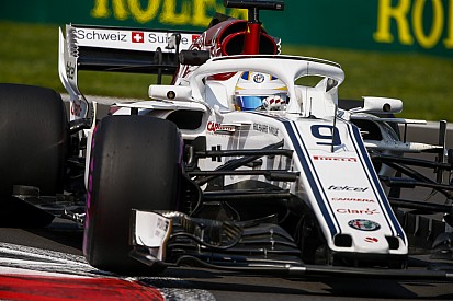 Sauber pilotları araçtan memnun değil
