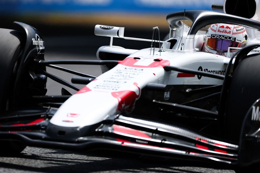 角田裕毅　マックスフェルスタッペン　ペレス　ローソン　サイン　F1　直筆 角田裕毅 マックスフェルスタッペン ペレス ローソン サイン F1