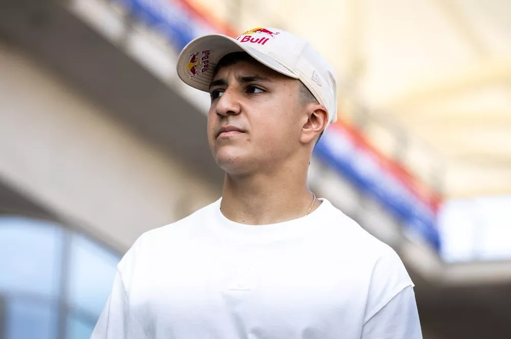 Isack Hadjar, pilote de r&eacute;serve Visa Cash App RB F1 Team