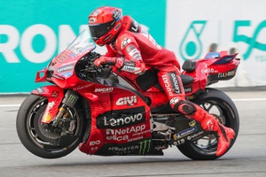 デュゴ マルケス マルク・マルケスがレコード更新タイムでプラクティストップ／第18戦