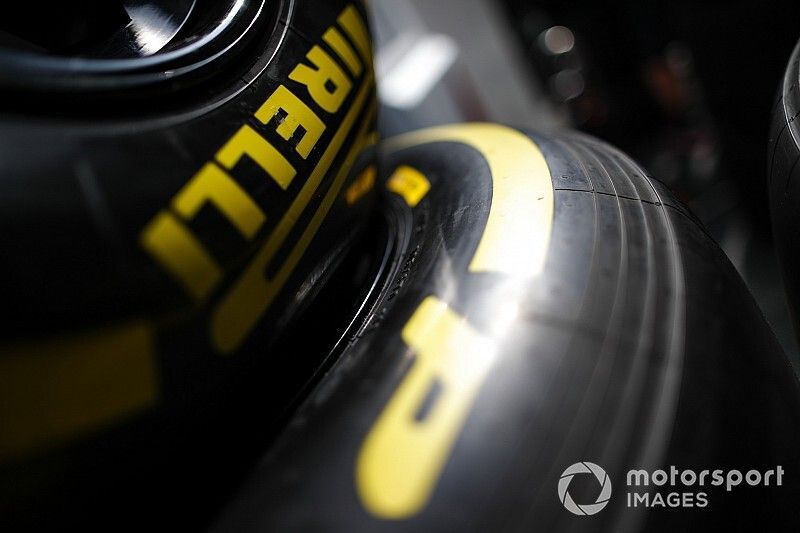 Neum&aacute;ticos Pirelli