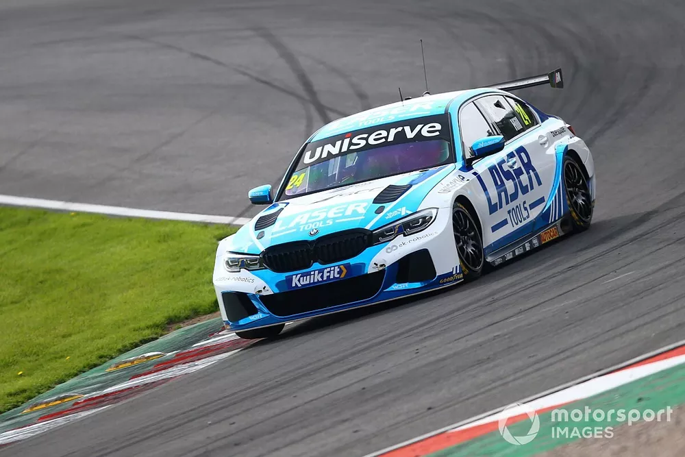 Jake Hill, Laser Tools Racing with MB Motorsport BMW 330e M Sport 