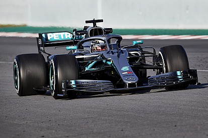Hamilton erkent: "Ferrari oogt momenteel zeer, zeer sterk"
