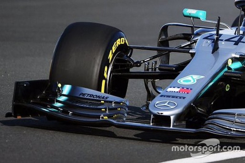 Sorpresa Mercedes: c'è un doppio bracket nella sospensione anteriore della W10?