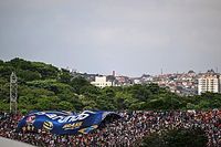 La FIA considera "inaceptable" la invasi&oacute;n y el GP de Brasil deber&aacute; actuar