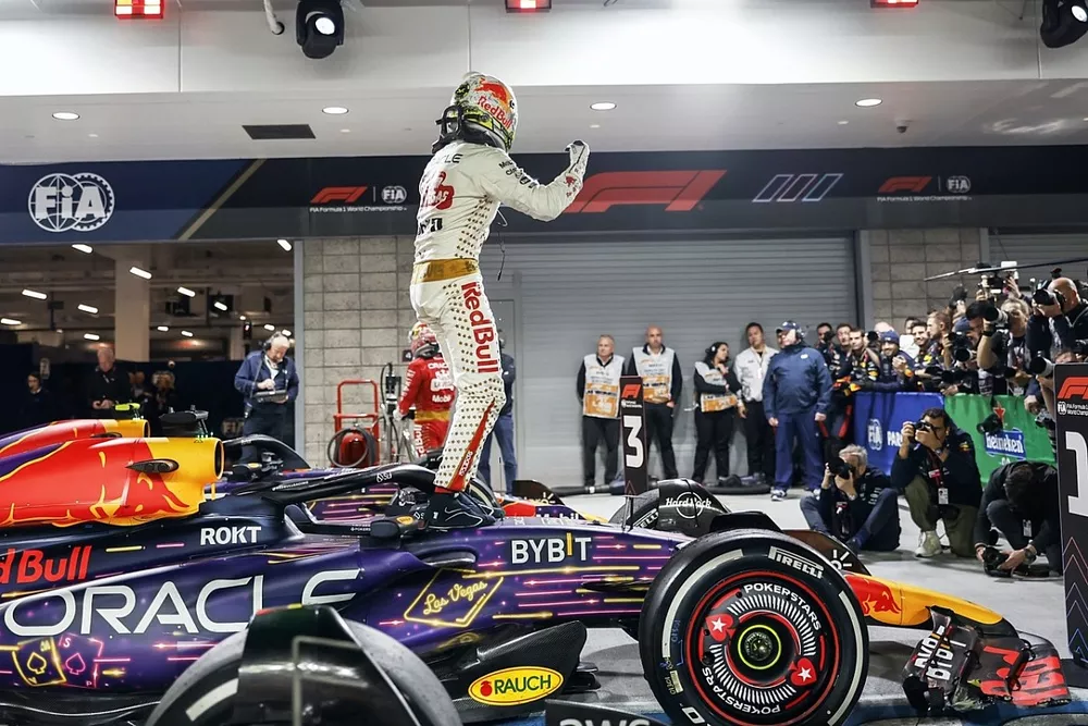 Max Verstappen, Red Bull Racing, 1&deg; posizione