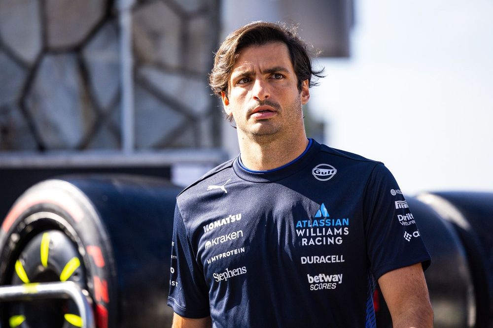 Carlos Sainz Propõe Solução Emergencial para Corridas Sprint da F1: Pneus Macios Obrigatórios