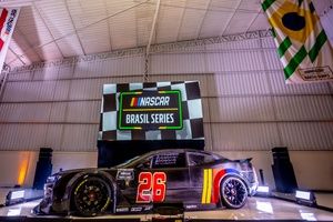 NASCAR Brasil lança oficialmente novo carro para temporada 2026