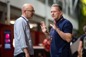 F1 - Jos Verstappen destaca rela&ccedil;&atilde;o entre Max e Mekies: "Tem um chefe que o ajuda"