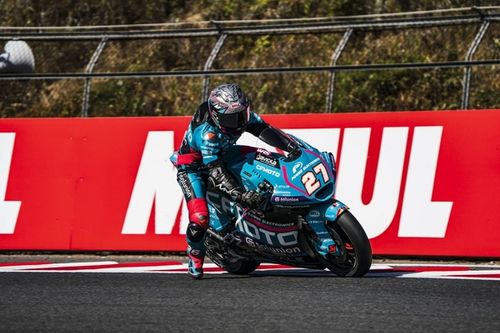 Moto2: Holgado domina e vence etapa do Jap&atilde;o; Moreira vai ao p&oacute;dio com P3 