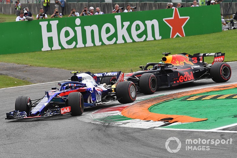 Renault cree que Red Bull frenará las mejoras de Honda en 2019