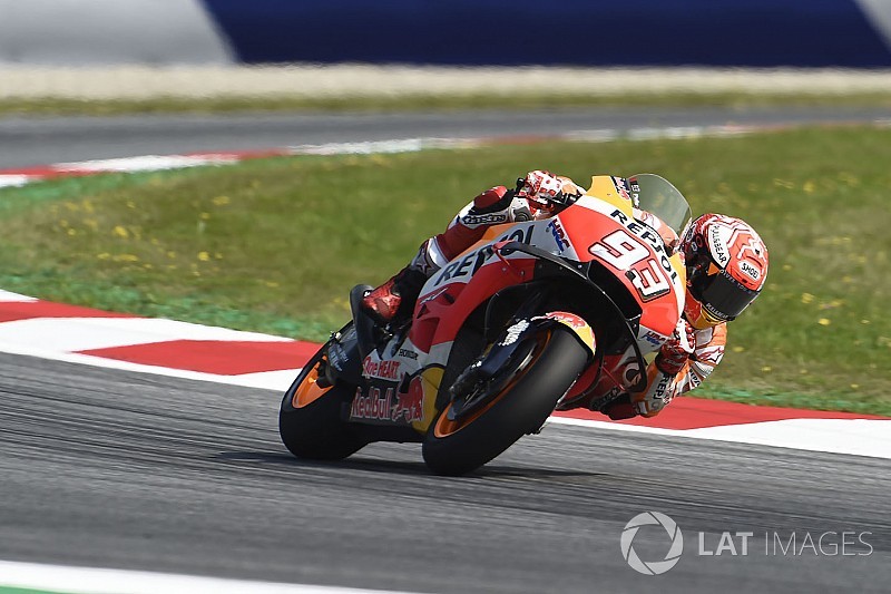 Marc Marquez batte per 2 soli millesimi Dovizioso e si prende la pole al Red Bull Ring