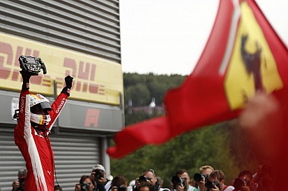 Belgian GP: Vettel passes Hamilton to take victory